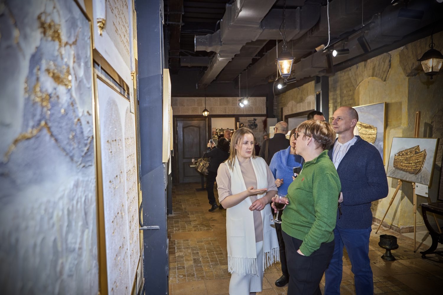 Exhibition thumbnail 5