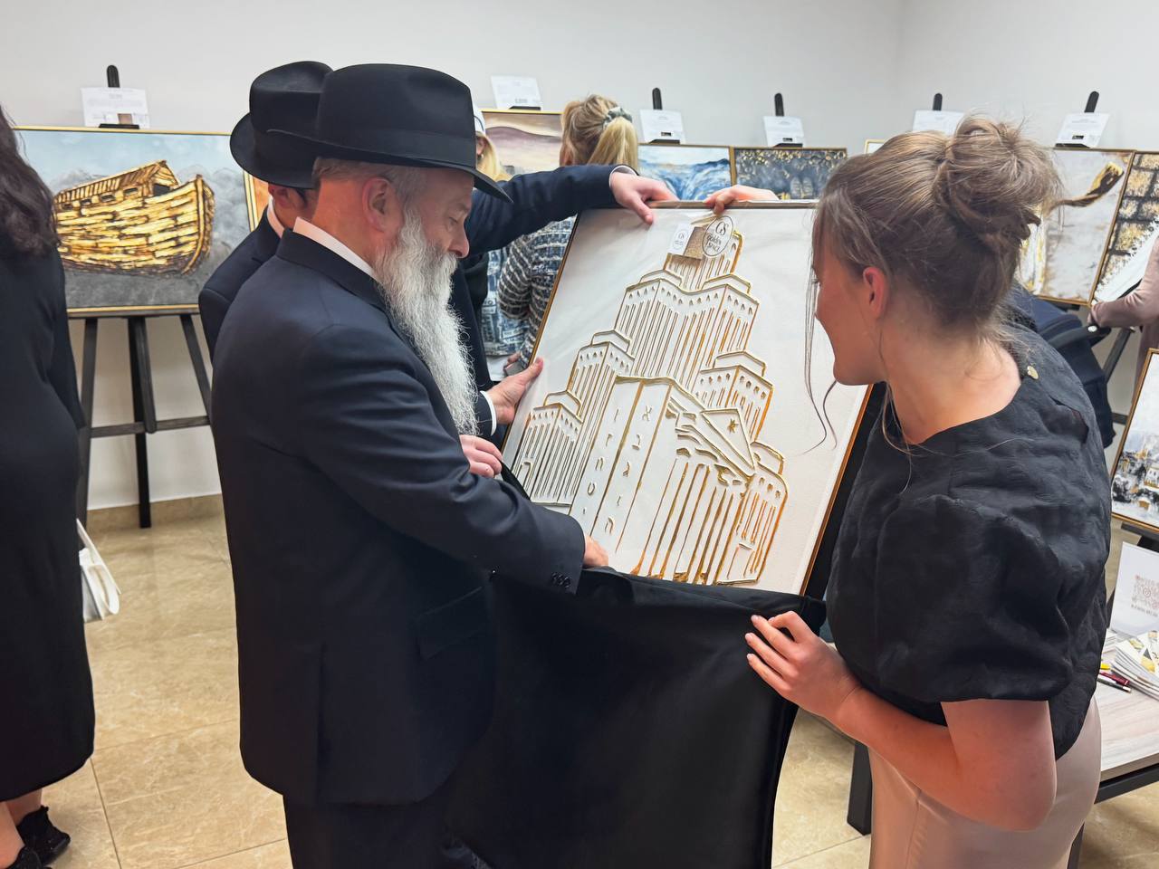 Exhibition thumbnail 8