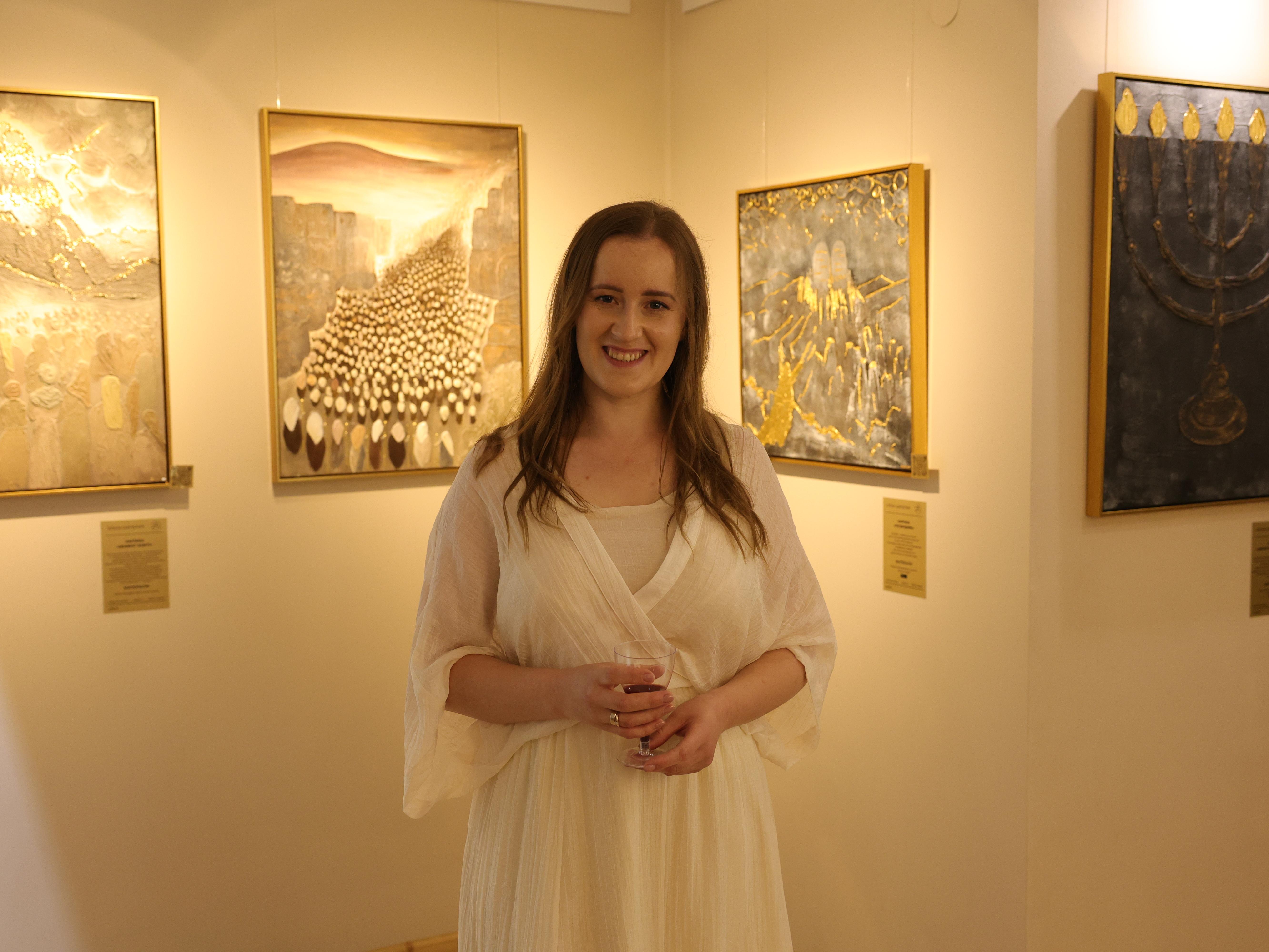 Exhibition thumbnail 35